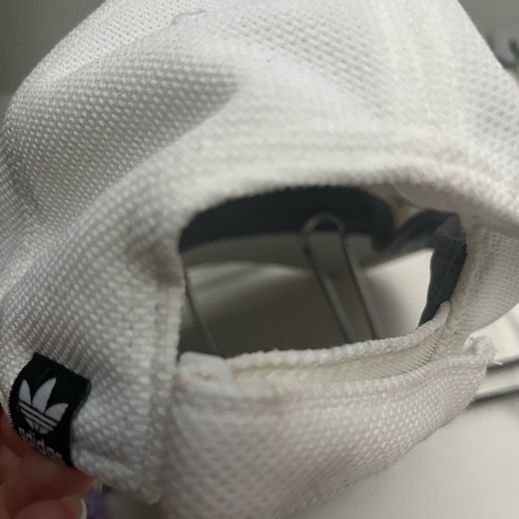 Adidas White Trefoil Logo Cap label ponytail strap back baseball hat - Picture 3 of 6